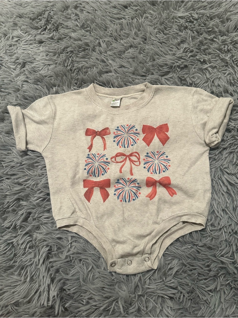 Patriotic Bow Bodysuit loose fit 12-18m Fourth of July Labor Day Memorial Day